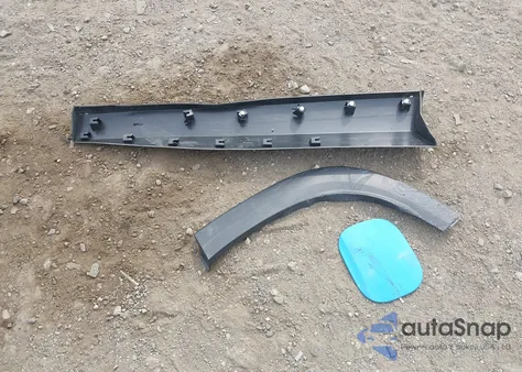 2025 Chevrolet Trax Fwd Ls z USA, uszkodzony, nr VIN KL77LFEP3SC165991